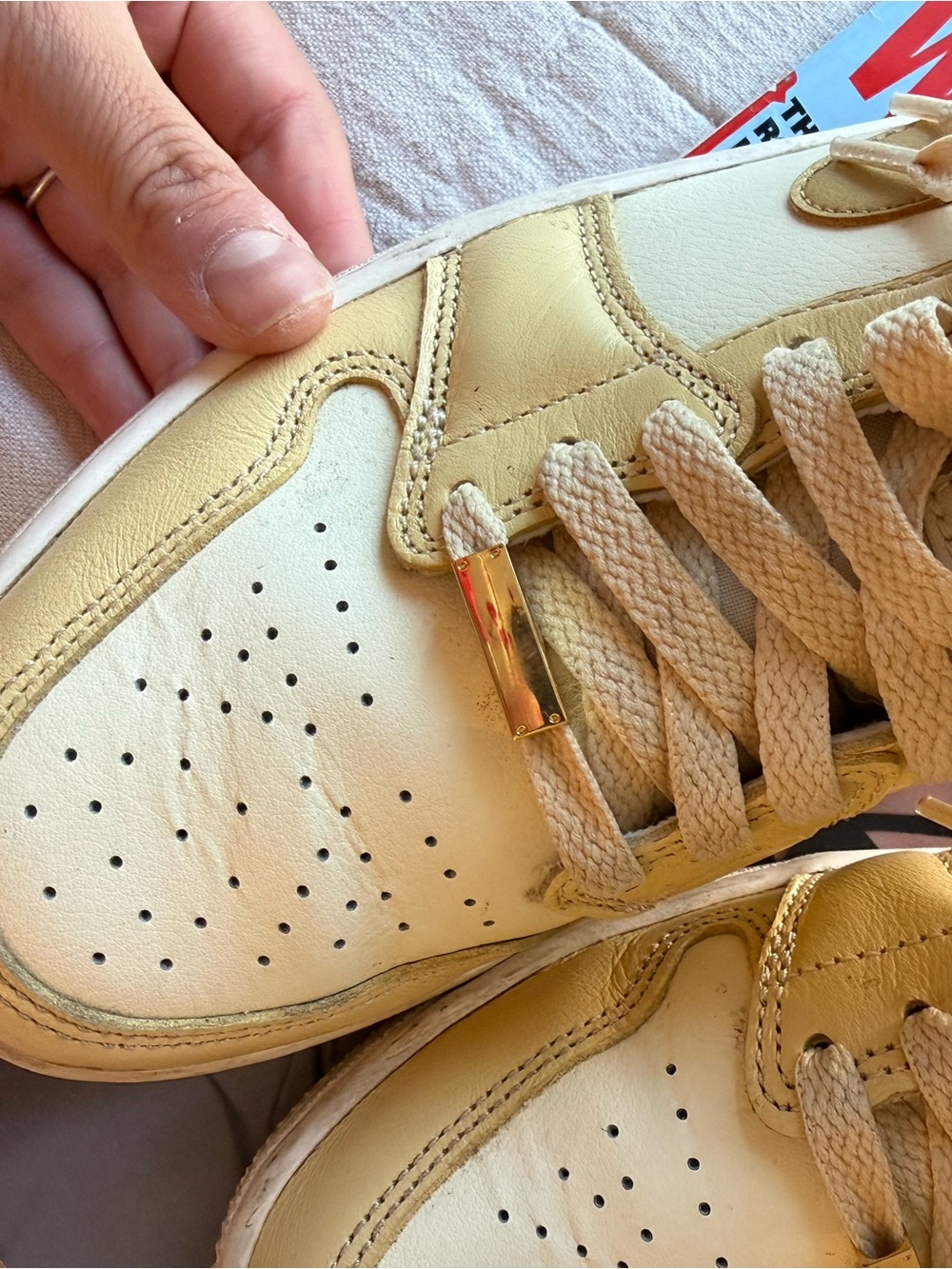 Nike Air Jordan 1 Mid – Cream & Metallic Gold - Picture 6 of 13